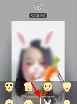 张雪峰公司 2025 届志愿填报服务开抢，售价约一万余元，上架 20 分钟多省份名额已售罄，如何看待这一现象？